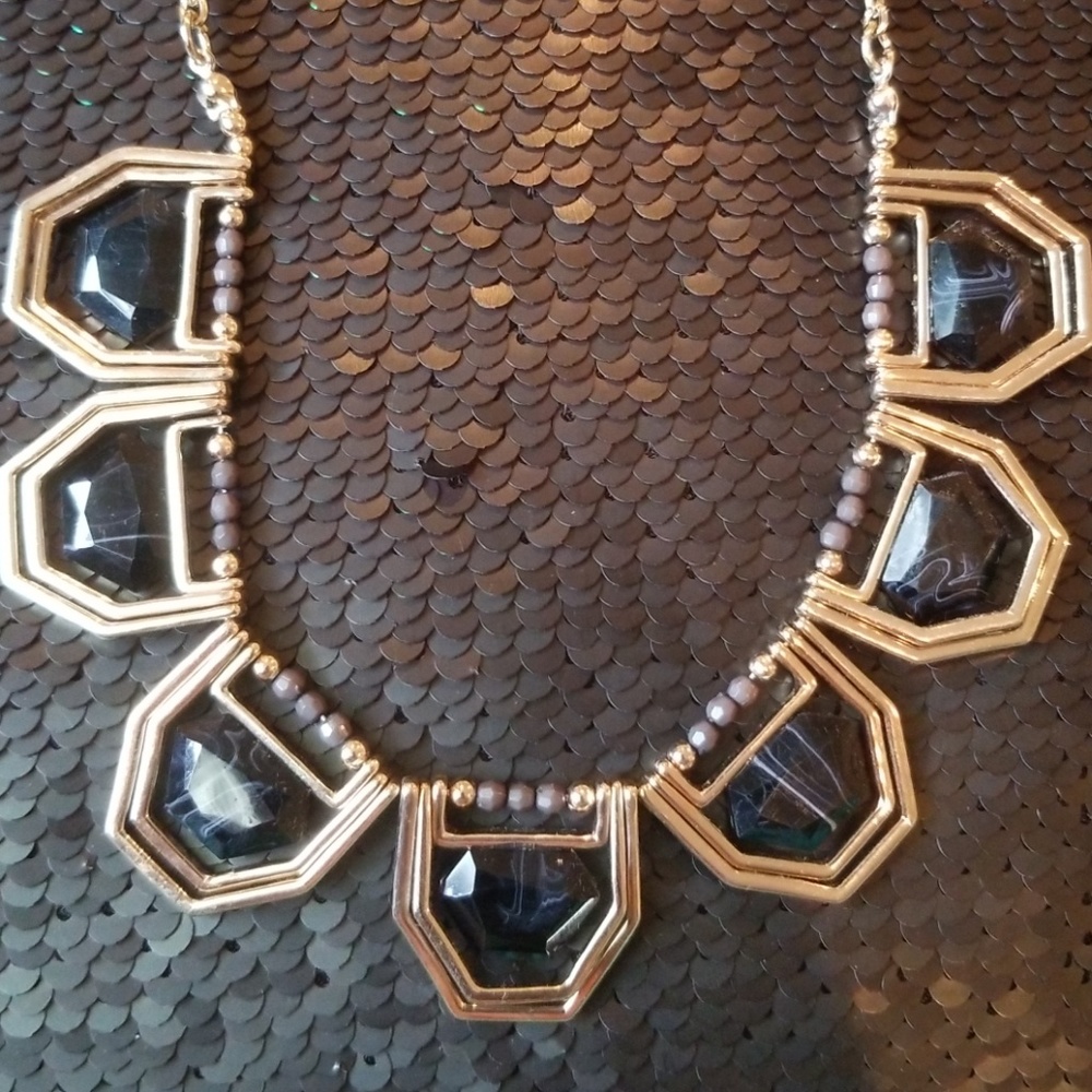 NWT  Black and Gold Necklace from Europe